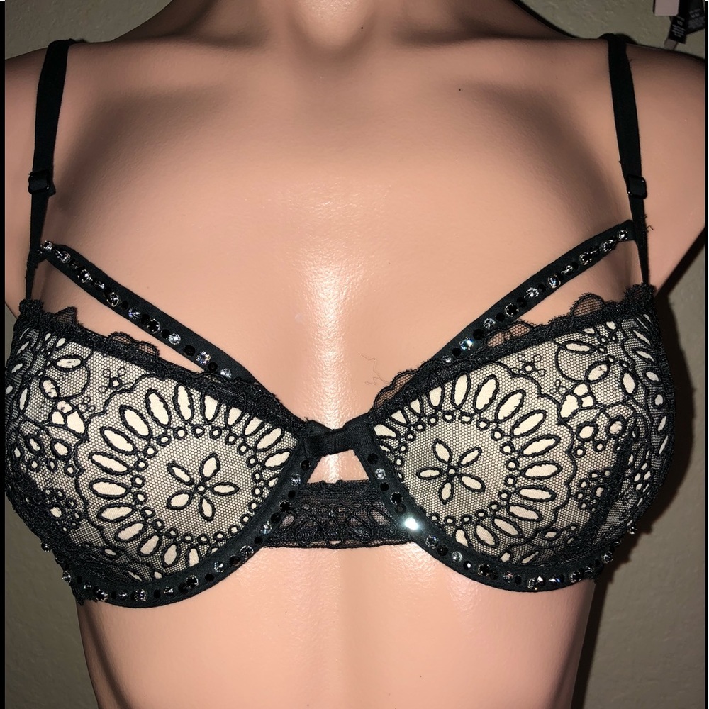 Bra - Picture 2 of 3